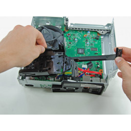 Замена кронштейна для жесткого диска Xbox 360 S